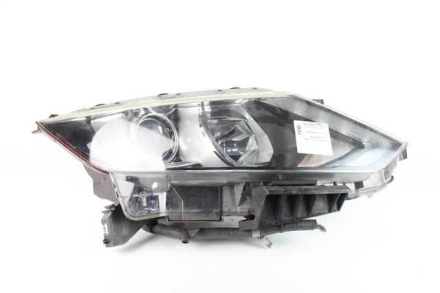 Вставка фары правой 260104EH0A NISSAN