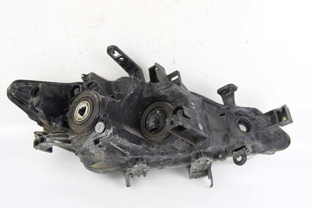 260601AA0D NISSAN Левая фара купить в Павлоград