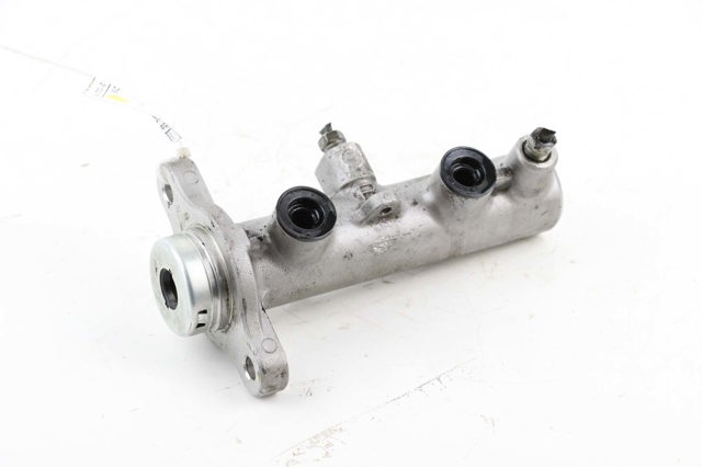 26401AC191 SUBARU Главный тормозной цилиндр купить в Кривой Рог