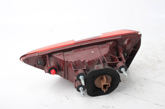 Задняя левая внутренняя фара 265451CH0A NISSAN