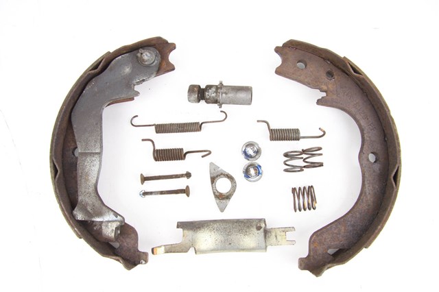 Колодки ручника Subaru Forester 3
