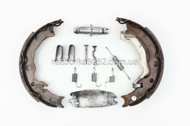Колодки ручника 26694FJ001 SUBARU