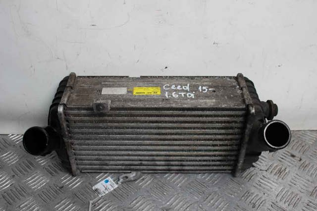 282712A640 HYUNDAI Радиатор интеркуллера купить в Черновцы