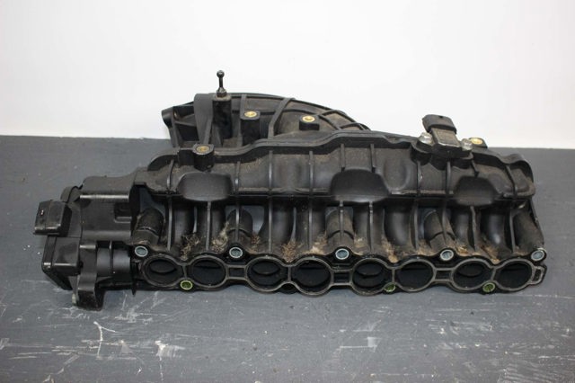 Коллектор впускной 283102F010 HYUNDAI
