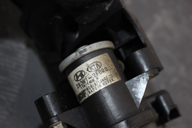 HYUNDAI 283102F010 Впускной коллектор в наличии Киев