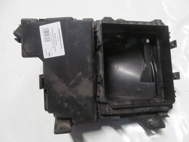 Коробка предохранителей 284B9JG01A NISSAN