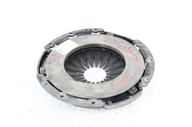 Лепестковая корзина сцепления 302108H800 NISSAN