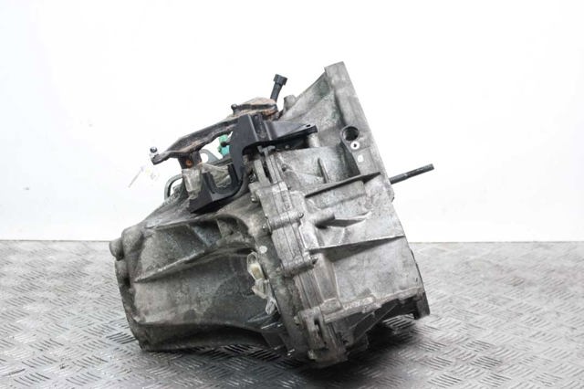 320104EA0C NISSAN КПП в сборе (механическая коробка передач) купить в Одесса
