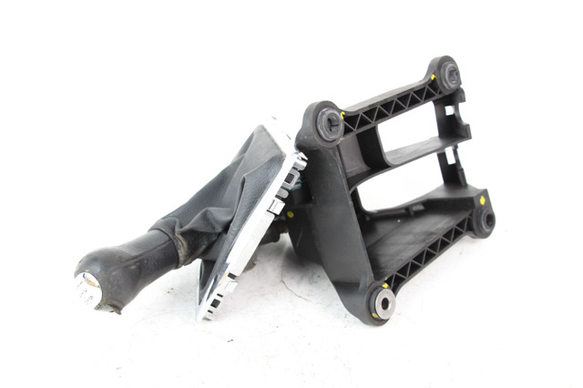 335300F010 TOYOTA Кулиса переключения передач купить в Днепр