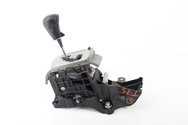 3356020110 TOYOTA Кулиса переключения передач купить в Днепр