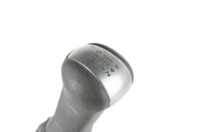 Рычаг переключения передач 34108BC00A NISSAN