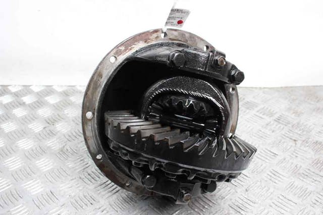 3501A106 MITSUBISHI Редуктор задний купить в Ирпень