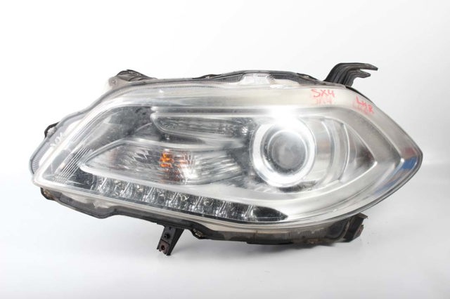 Фара дальнего света в сборе 3532061MA1 SUZUKI