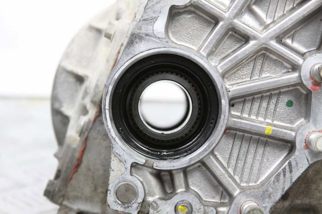 TOYOTA 3610048051 Раздатка (коробка раздаточная) в наличии Львов