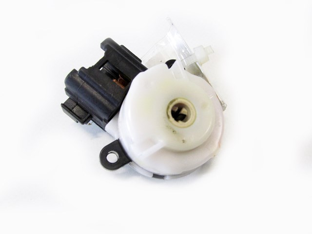 SUZUKI 3711158J00 Контактная группа замка зажигания в наличии Запорожье