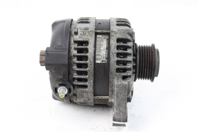 HYUNDAI 373002F200 Генератор в наличии Днепр