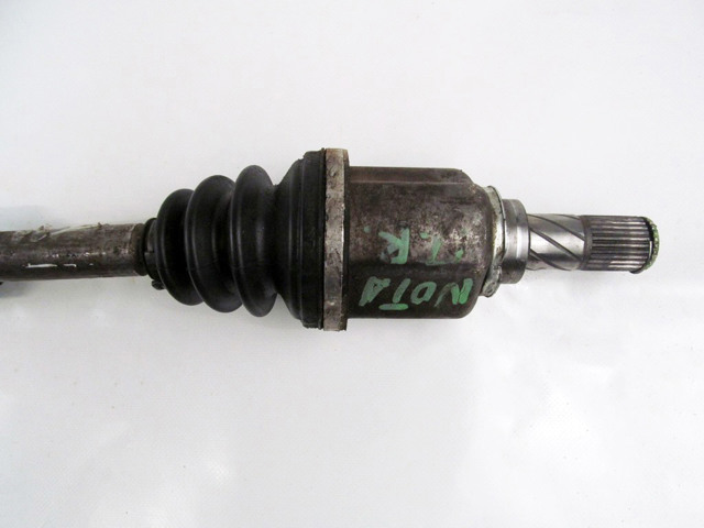 Вал приводной правый 391001U600 NISSAN