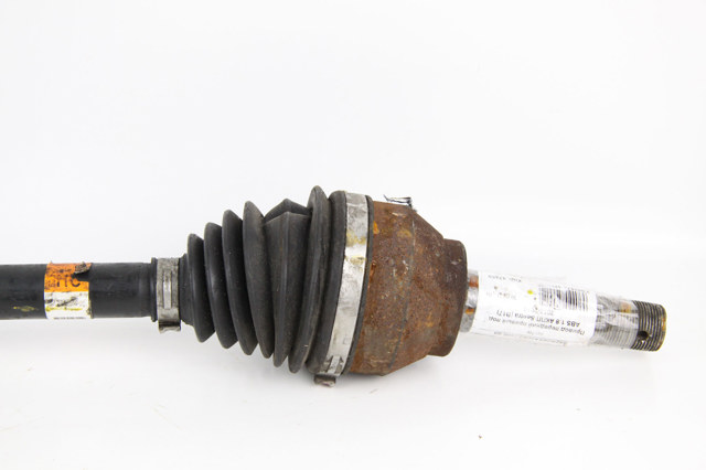 Полуось передняя, правая 391003RC0A NISSAN