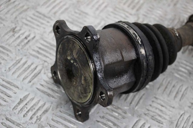 391008H712 NISSAN Правая полуось купить в Ирпень