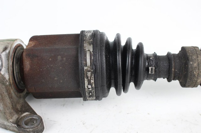 39100BV80B NISSAN Правая полуось купить в Днепр
