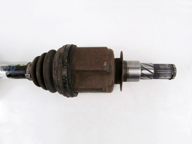Ось передняя 39100EB310 NISSAN