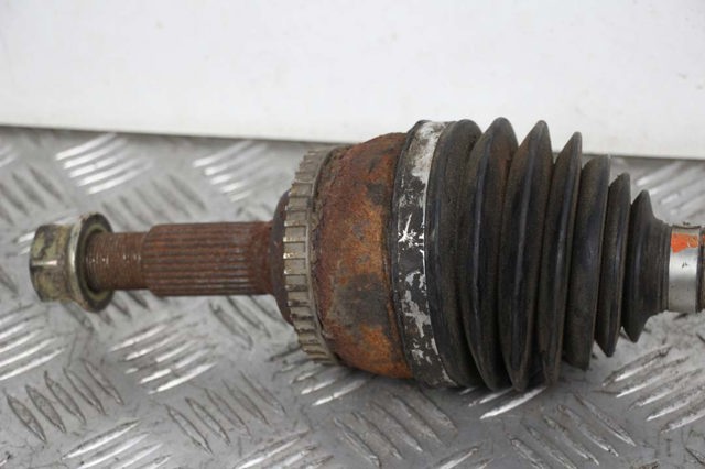 NISSAN 391018H710 Левая полуось в наличии Полтава