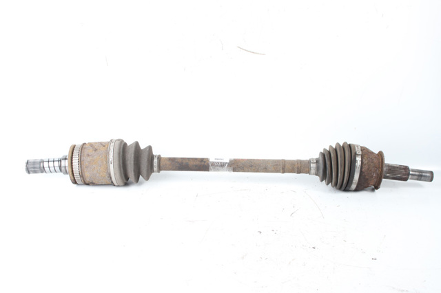 Полуось задняя, правая 396004GB0A NISSAN
