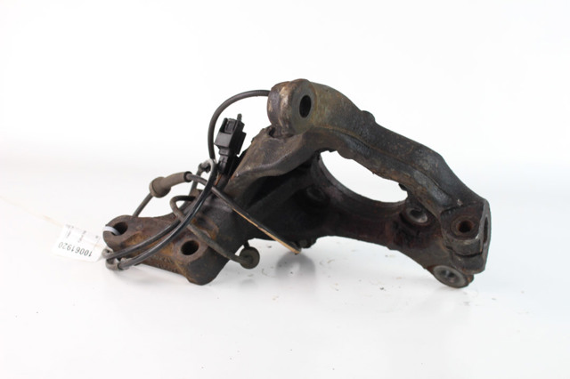 NISSAN 400141KK0A Цапфа передняя правая в наличии Кривой Рог