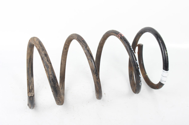 Пружина передняя Митсубиси Лансер 10