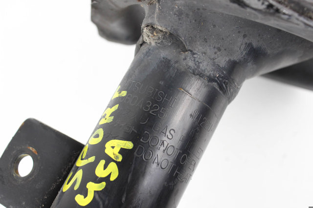 Стойка передняя правая 4060A326 MITSUBISHI