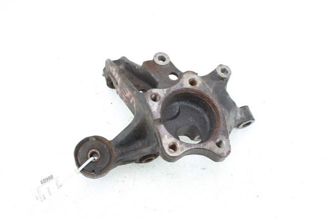 Цапфа правая 423040T010 TOYOTA