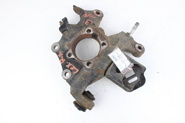 Цапфа - поворотный кулак задний, правый 4230448070 TOYOTA