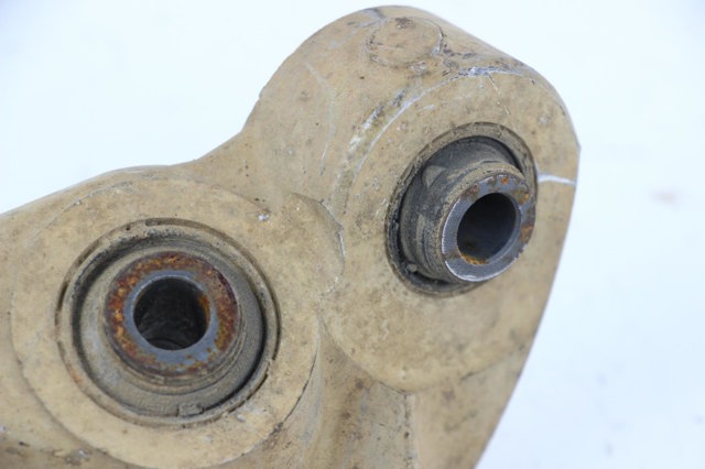 Кулак поворотный левый 430191AA0A NISSAN