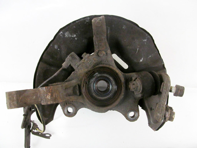 TOYOTA 4321105051 Цапфа (поворотный кулак) передний правый в наличии Каменское