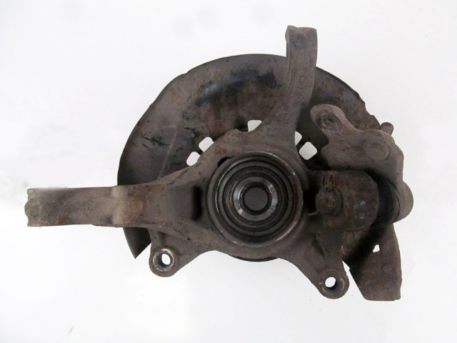 Ось передняя и поворотные кулаки 4321139045 TOYOTA