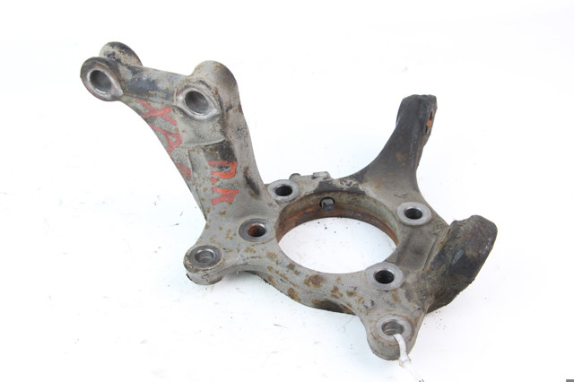 Цапфа поворотная правая 4321142081 TOYOTA
