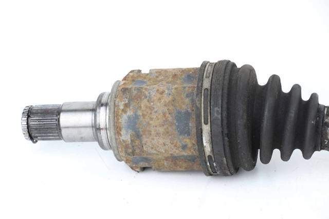 Левая полуось 4342044040 TOYOTA