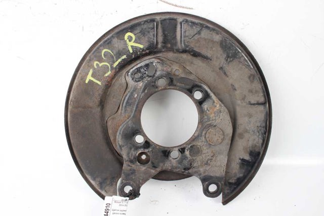 Щиток тормозного диска заднего правый 440204BA1A NISSAN