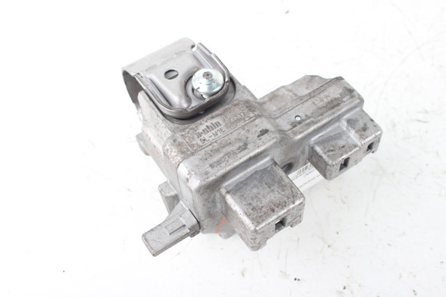 4408A138 MITSUBISHI Замок зажигания купить в Днепр