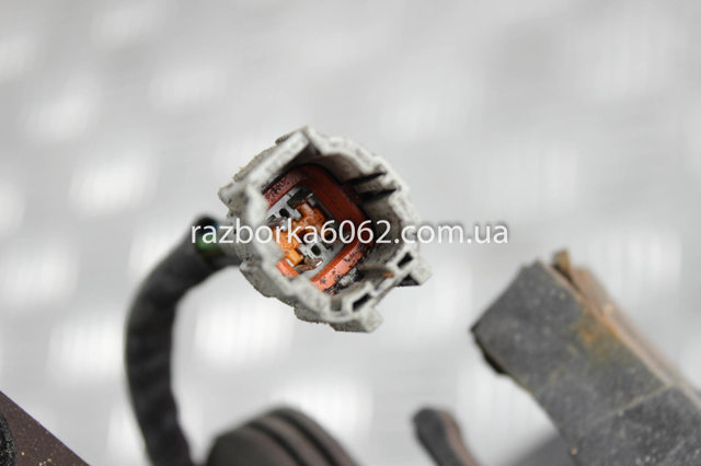 SUBARU 45122FE010 Диффузор радиатора в наличии Кривой Рог