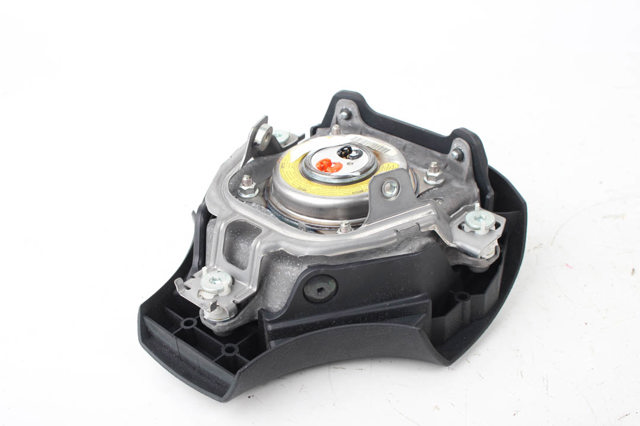 Подушка безопасности водителя 4513053080C0 TOYOTA