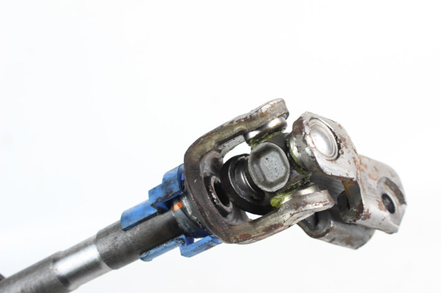 TOYOTA 4522042010 Вал рулевой колонки нижний в наличии Харьков