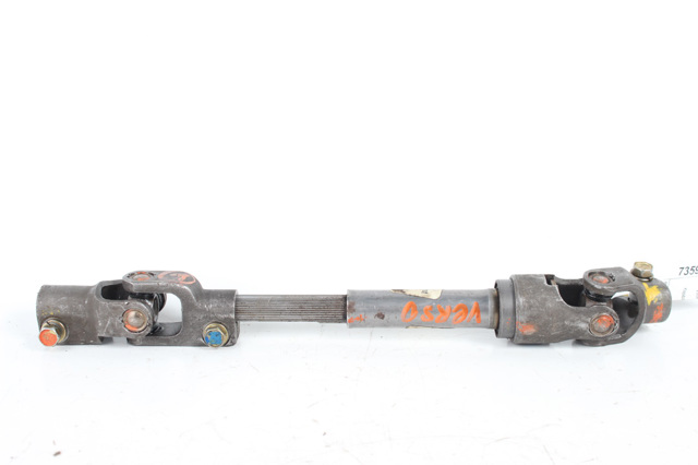 Вал рулевой колонки, нижний 452600F021 TOYOTA