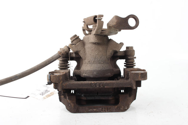 Задний правый суппорт 4605B650 MITSUBISHI