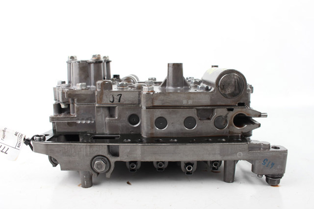 Блок клапанов АКПП 462103B011 HYUNDAI