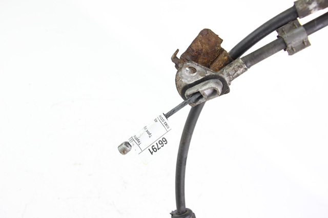 Трос ручного тормоза 4643047080 TOYOTA