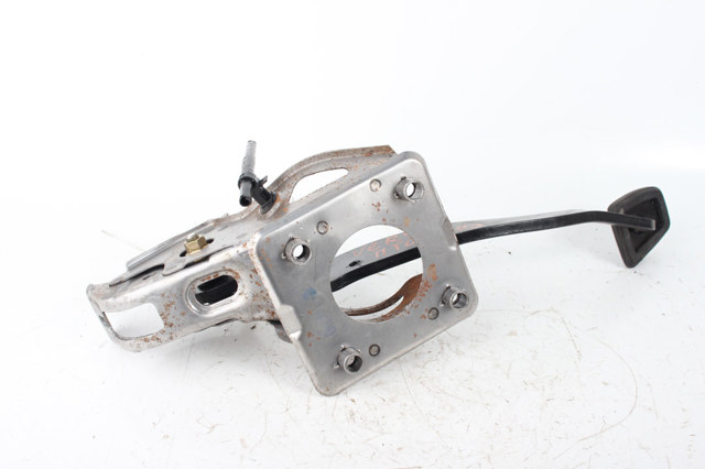 471010F010 TOYOTA Педаль тормоза купить в Запорожье