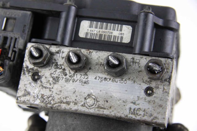 Блок управления ABS 476609U100 NISSAN