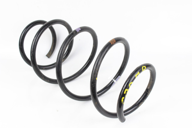 Пружина передняя, левая 4813133C40 TOYOTA
