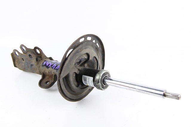 Амортизатор подвески передний правый 4851080284 TOYOTA